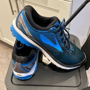 Brooks Ghost 10 Running Shoes